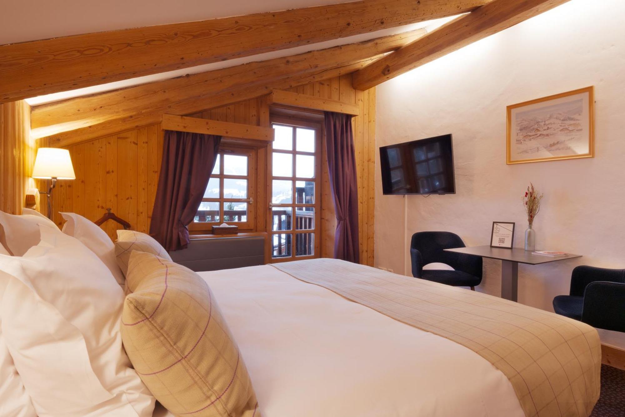 La Ferme Du Golf Hotel Megeve Phòng bức ảnh